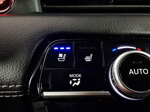 Used 2023 Honda Pilot Elite image 17
