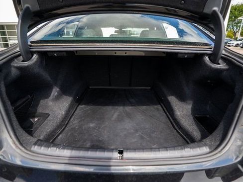 Used 2023 BMW 540i xDrive w/ Premium Package image 33