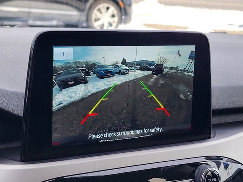 Used 2021 Ford Escape SE w/ SE Sport Appearance Package image 10