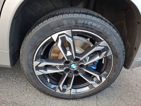 Certified 2024 BMW X1 M35i w/ Premium Package image 8