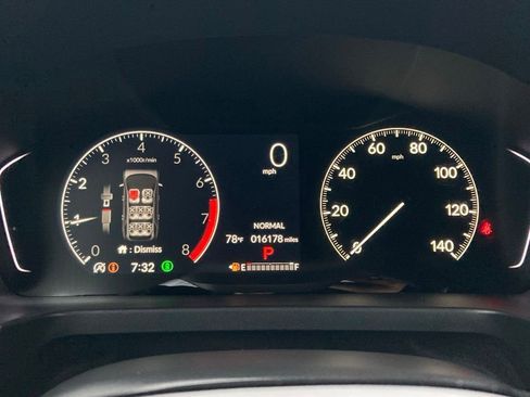 Used 2025 Honda Pilot EX-L image 16