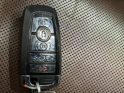 Used 2023 Lincoln Aviator Grand Touring w/ Equipment Group 301A AWD/4WD image 45