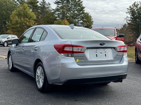Used 2018 Subaru Impreza 2.0i Premium image 3