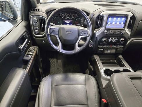 Used 2021 Chevrolet Silverado 1500 LT Trail Boss w/ Convenience Package II image 8