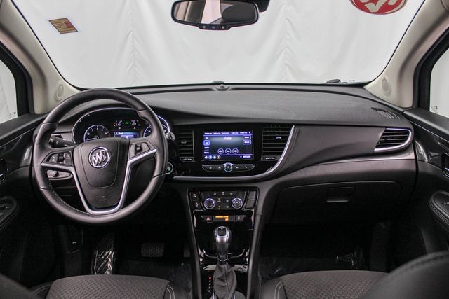 Used 2022 Buick Encore Preferred w/ Safety Package II FWD image 28