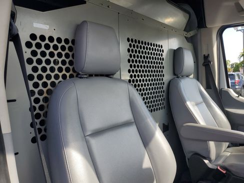 Used 2015 Ford Transit 150 130 Medium Roof image 33