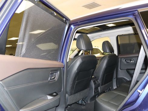 Used 2021 Nissan Rogue SL image 71