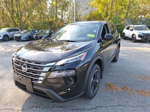 New 2026 Nissan Rogue SV w/ Cold Weather Package image 5