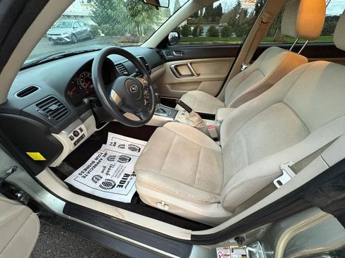 Used 2009 Subaru Outback 2.5i Special Edition AWD/4WD image 10
