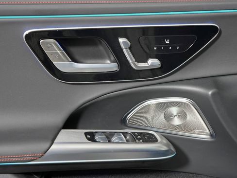 Certified 2025 Mercedes-Benz E 53 AMG e 4MATIC Sedan image 29