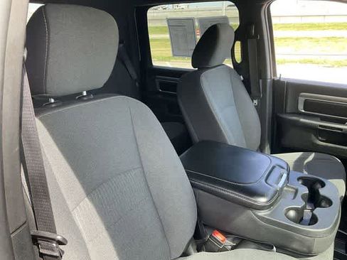 Used 2024 RAM 1500 Classic Warlock RWD image 19