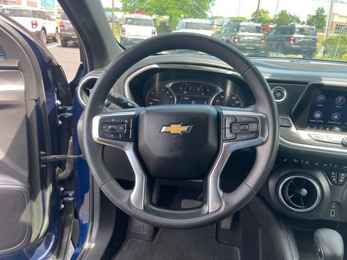 Used 2022 Chevrolet Blazer LT FWD image 11