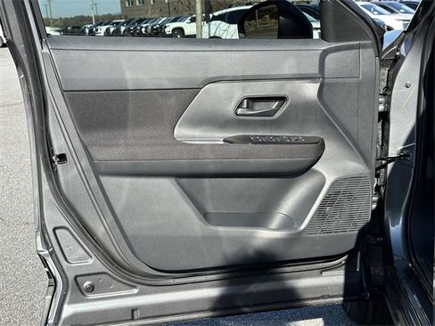 New 2026 Nissan Kicks S image 3