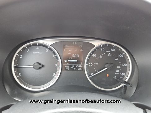 Used 2025 Nissan Kicks Play S FWD image 14