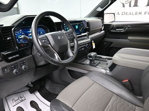 Used 2024 Chevrolet Silverado 1500 ZR2 w/ ZR2 Bison Edition AWD/4WD image 18