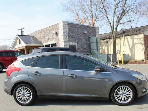 Used 2012 Ford Focus SEL image 4