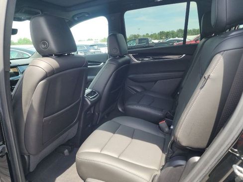 Used 2021 Cadillac XT6 Premium Luxury AWD/4WD image 11