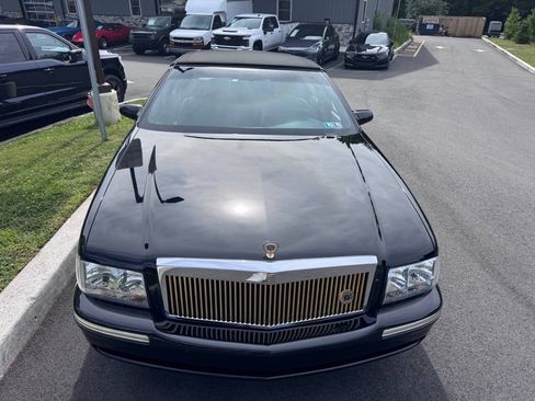 Used 1998 Cadillac De Ville FWD image 8