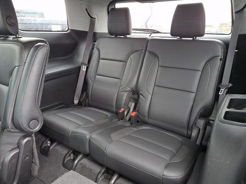 Used 2018 GMC Acadia SLT image 14