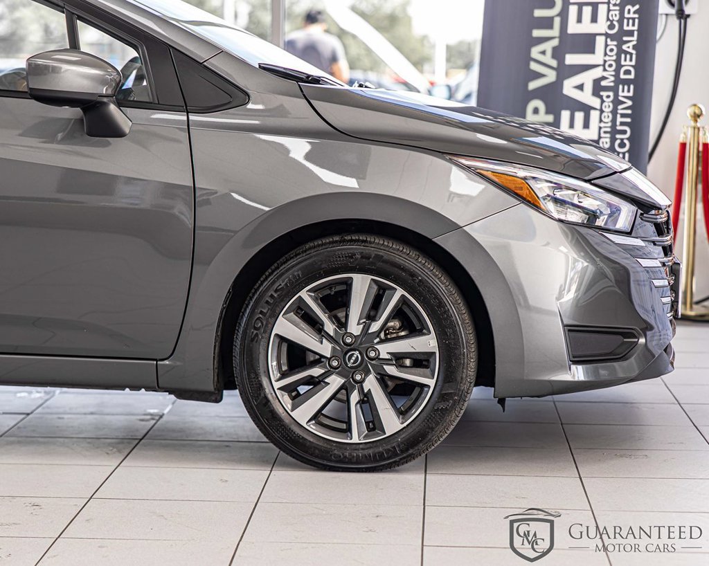 Used 2025 Nissan Versa SV FWD image 11