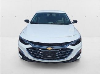 Used 2020 Chevrolet Malibu LS video 2