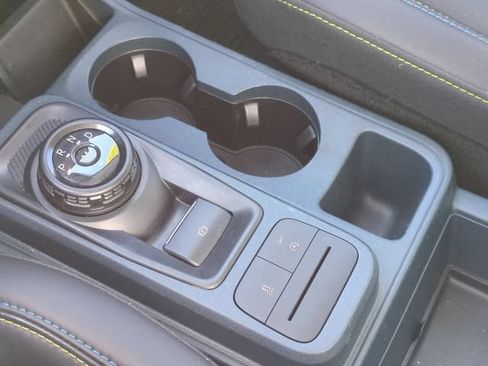 Certified 2025 Ford Maverick Lobo AWD/4WD image 26