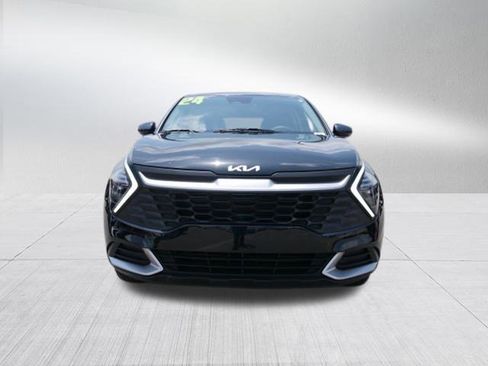 Used 2024 Kia Sportage LX image 8