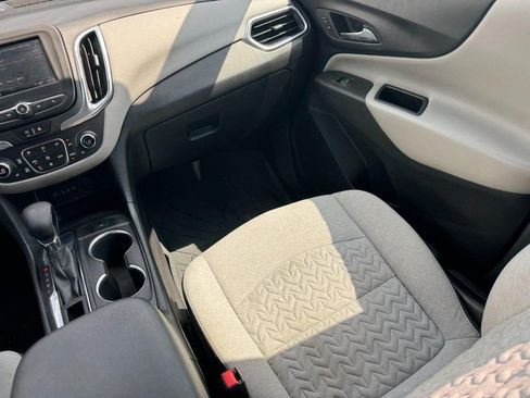 Used 2022 Chevrolet Equinox LT FWD image 18