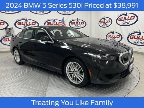 Used 2024 BMW 530i RWD image 1