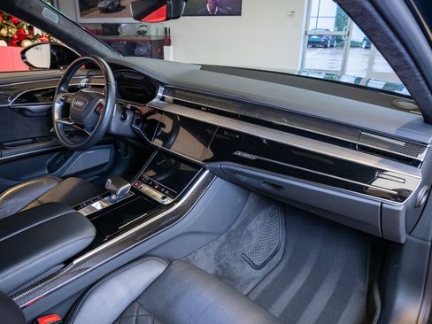 Used 2021 Audi S8 L w/ Full Leather Package image 21