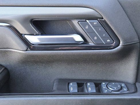 Certified 2025 GMC Sierra 2500 AT4 w/ Technology Package image 21