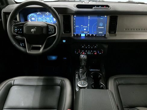New 2025 Ford Bronco Outer Banks image 12