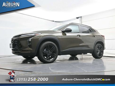 Used 2024 Chevrolet Trax ACTIV FWD image 19
