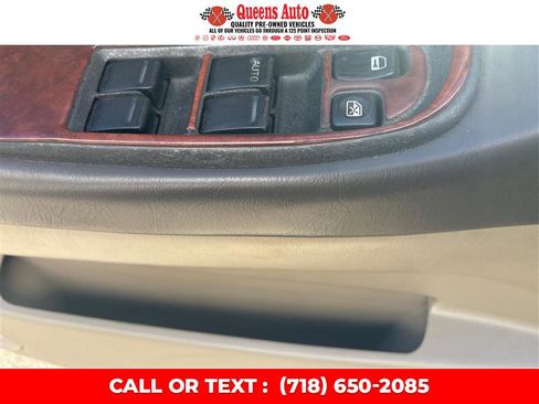Used 2000 Nissan Maxima SE image 37