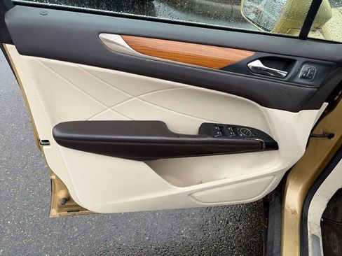 Used 2015 Lincoln MKC Reserve w/ Equipment Group 102A Reserve image 16