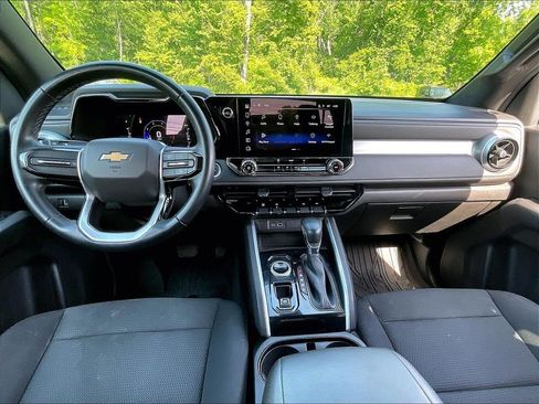 Used 2023 Chevrolet Colorado LT AWD/4WD image 21