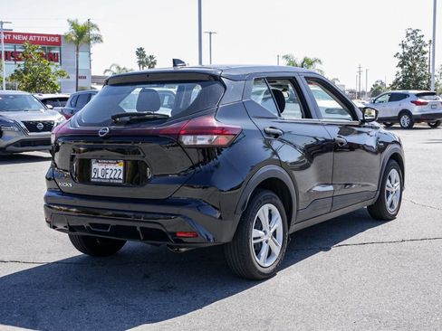 Used 2024 Nissan Kicks S image 4