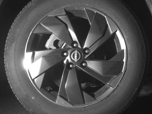 Used 2025 Nissan Rogue SV image 15