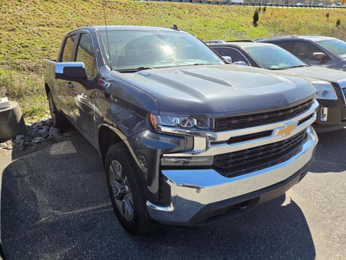 Used 2021 Chevrolet Silverado 1500 LT w/ All Star Edition Plus image 3