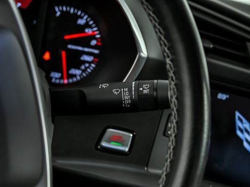 Used 2019 Chevrolet Corvette Stingray Coupe w/ Z51 1LT RWD image 23