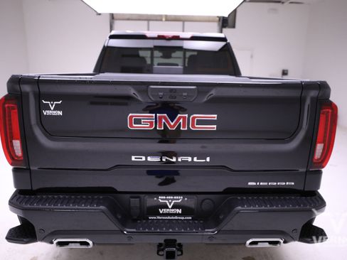 New 2026 GMC Sierra 1500 Denali w/ Technology Package image 4