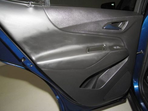 Used 2022 Chevrolet Equinox LT image 7