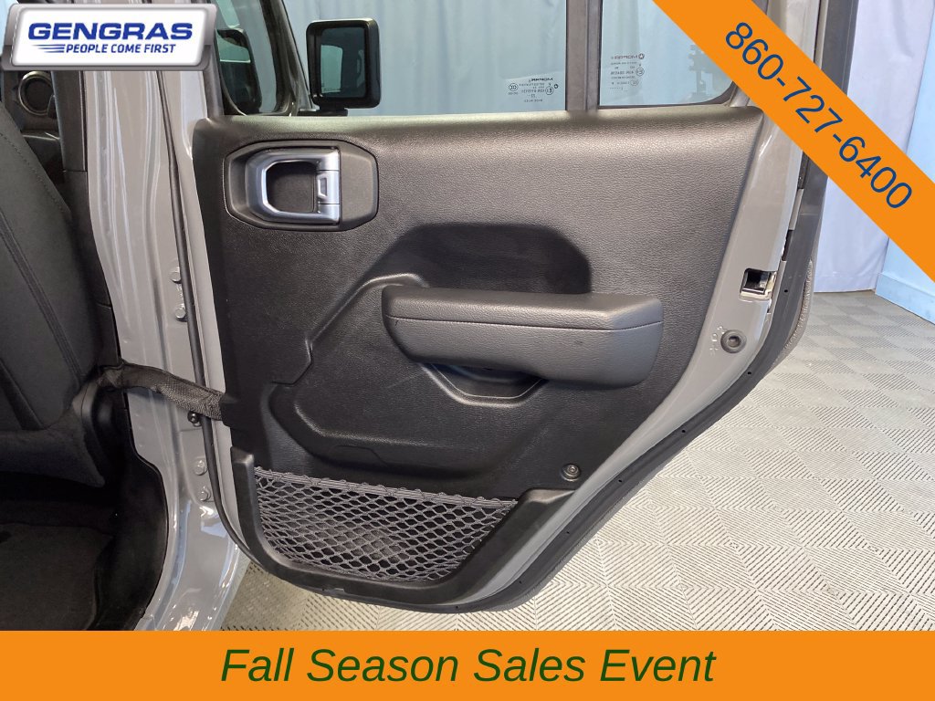 Used 2023 Jeep Wrangler Unlimited Sport AWD/4WD image 39