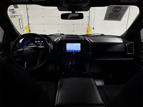 Used 2020 Ford F150 XLT w/ Equipment Group 302A Luxury image 10