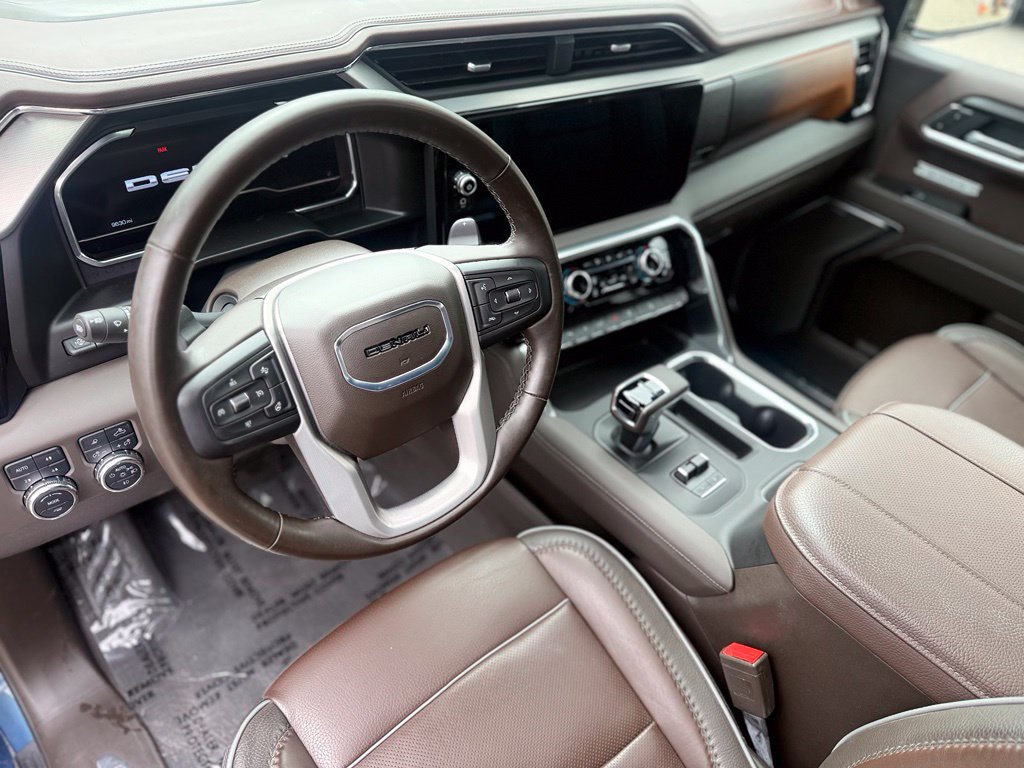 Used 2025 GMC Sierra 1500 Denali w/ Denali Reserve Package AWD/4WD image 18