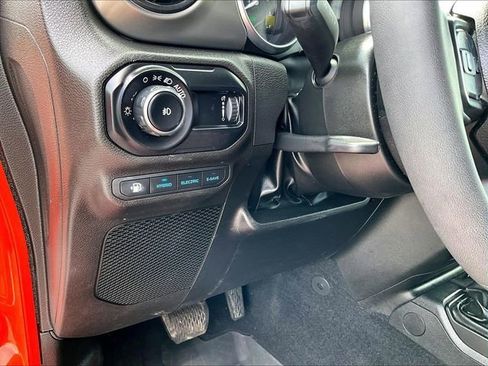 Used 2023 Jeep Wrangler Unlimited w/ Cold Weather Group AWD/4WD image 30