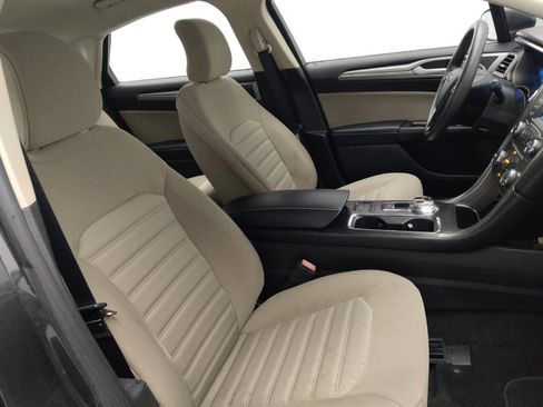 Used 2017 Ford Fusion S image 21