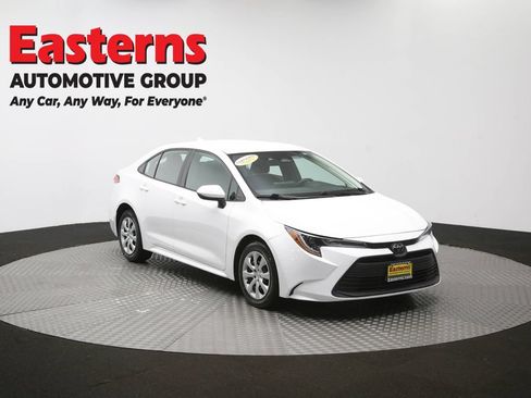 Used 2023 Toyota Corolla LE FWD image 51