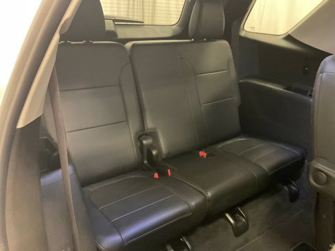 Used 2019 Chevrolet Traverse Premier w/ Redline Edition AWD/4WD image 30