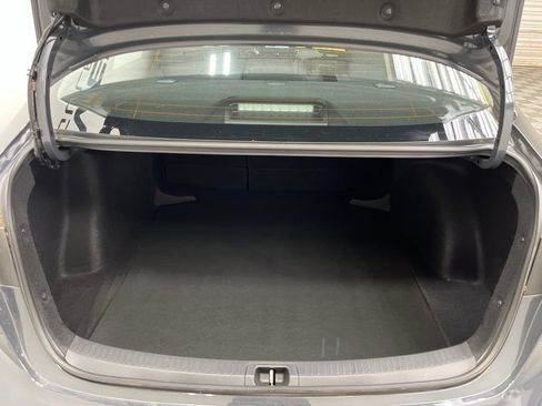 Used 2025 Toyota Corolla LE FWD image 22